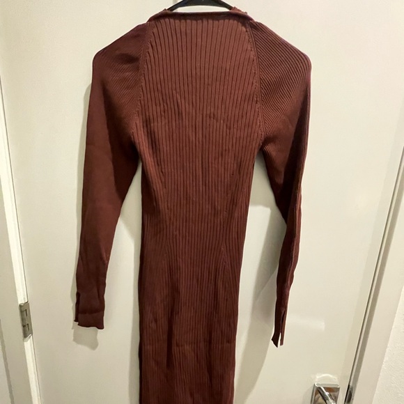 ASTR - Picture 2 of 3